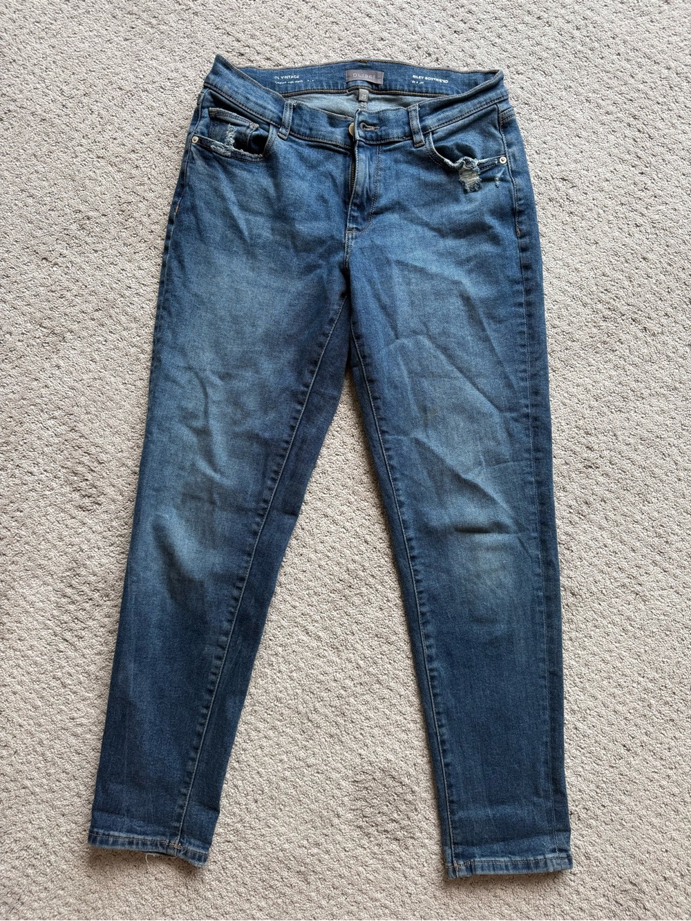 DL1961 sz 25 Women’s Dark Blue Slim Jeans
